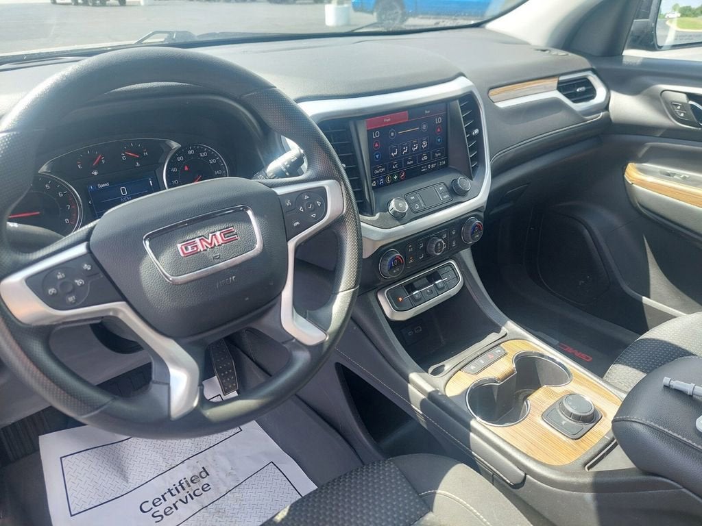 2023 GMC Acadia SLE