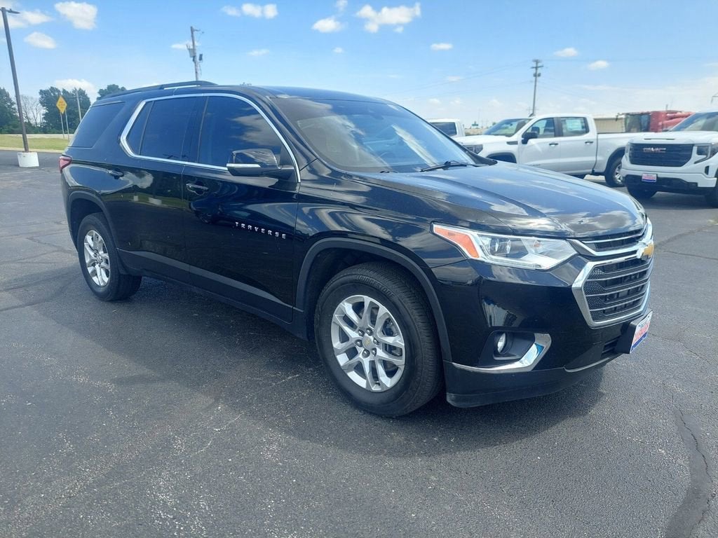 2021 Chevrolet Traverse LT Cloth