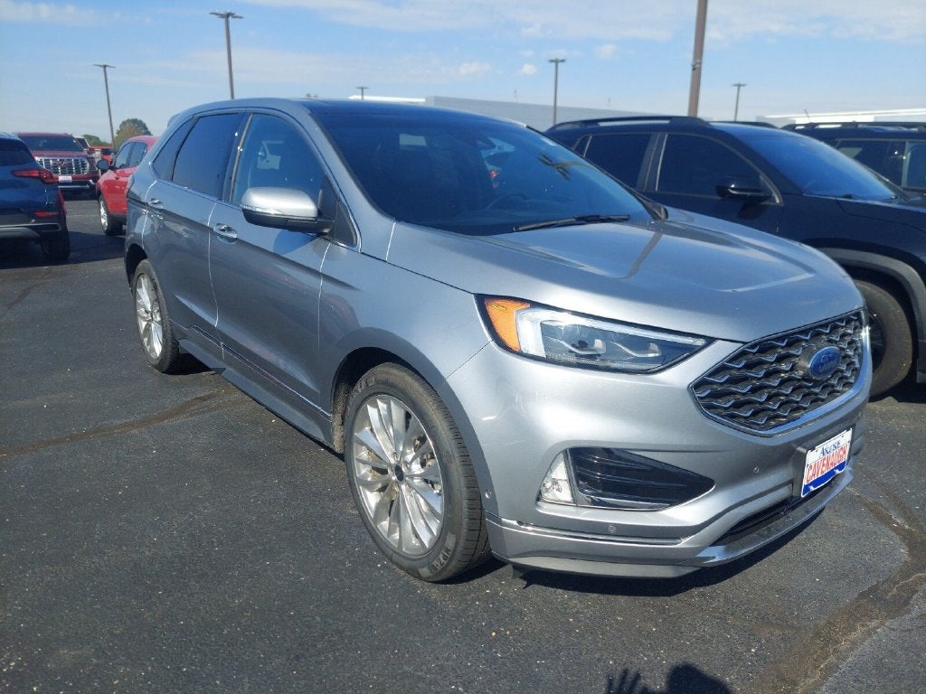 2020 Ford Edge Titanium