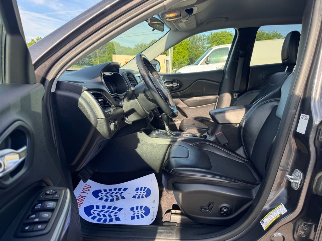 2019 Jeep Cherokee Latitude Plus