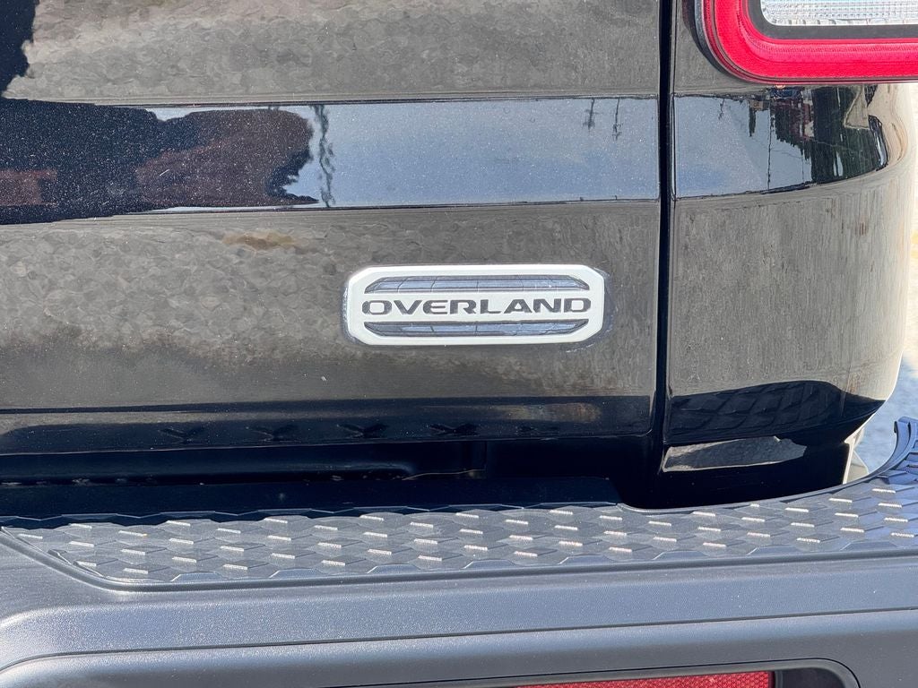 2022 Jeep Gladiator Overland