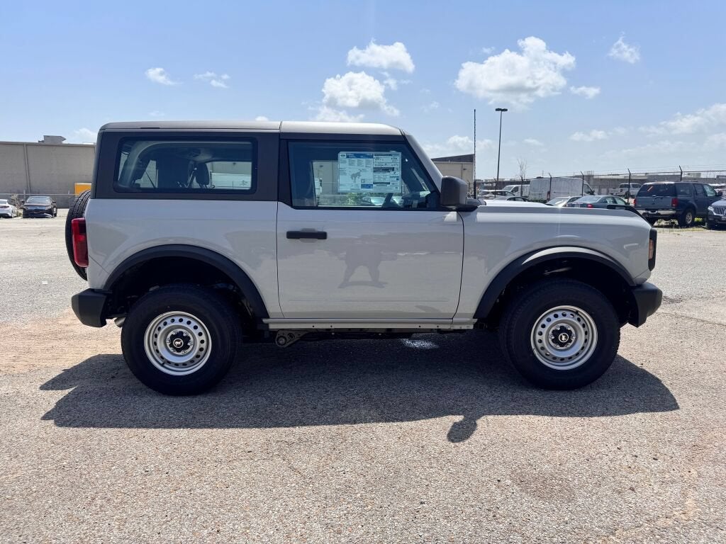 2026 Ford Bronco Base