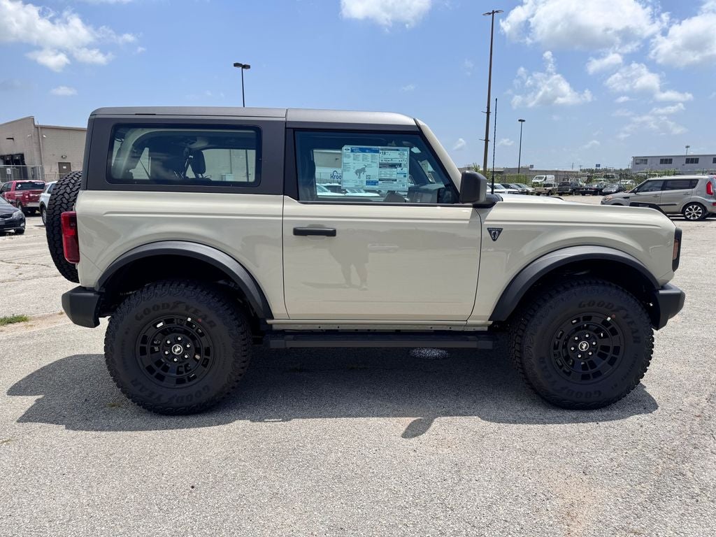 2026 Ford Bronco Base