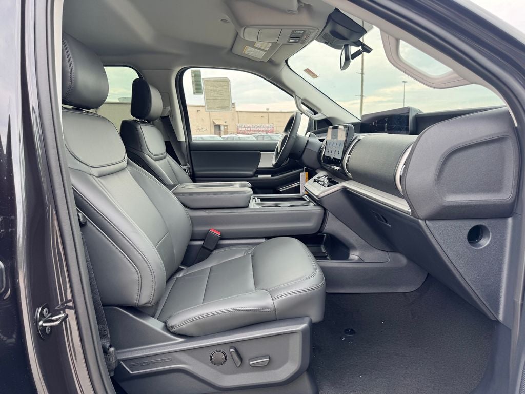 2027 Ford Expedition Active