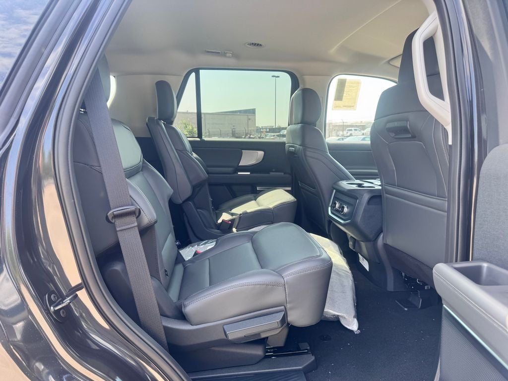 2027 Ford Expedition Active