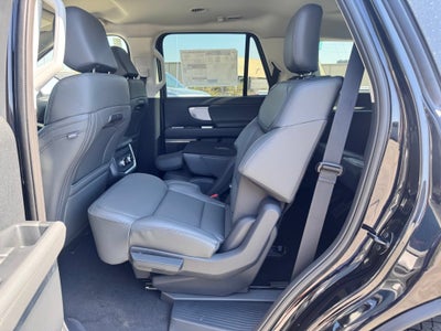 2027 Ford Expedition Active