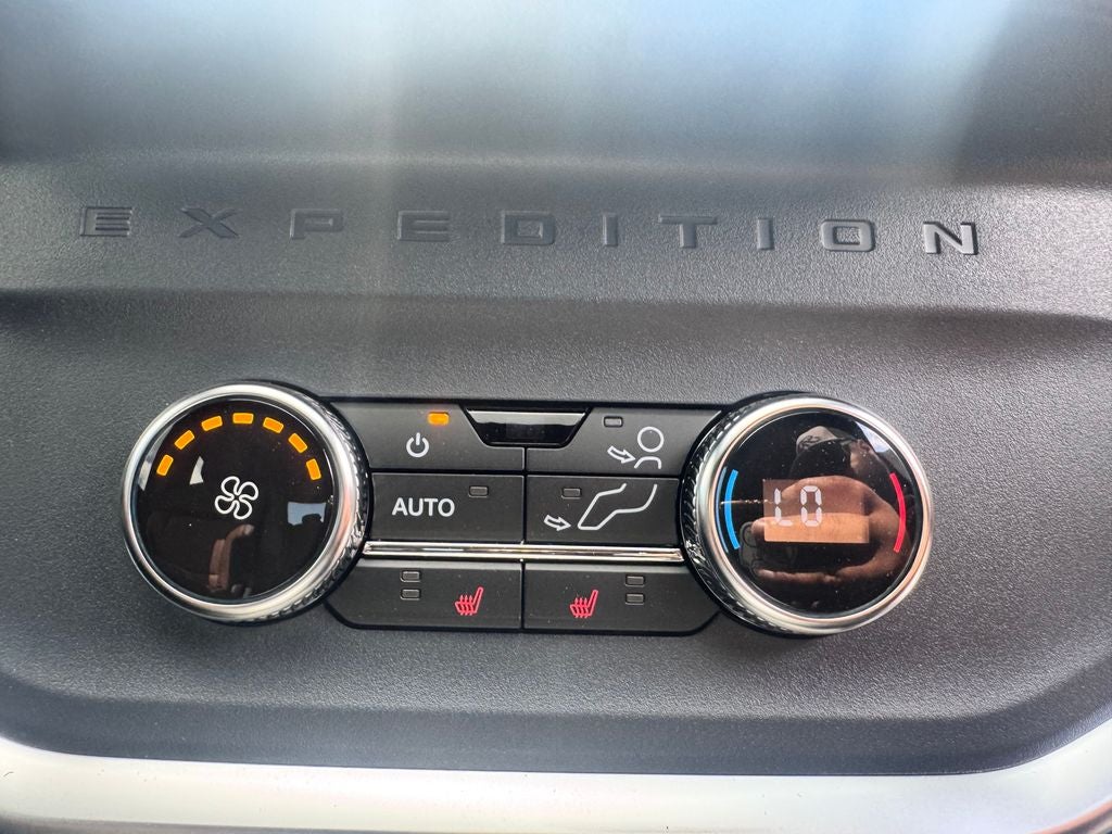 2027 Ford Expedition King Ranch