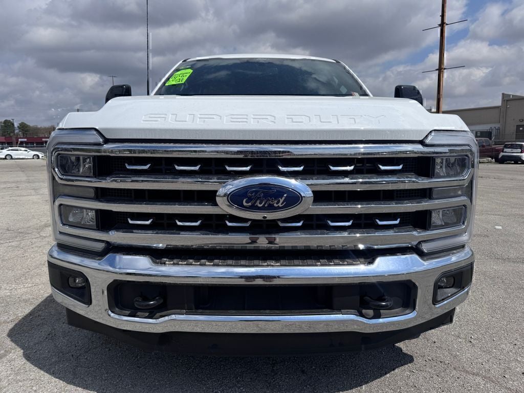 2026 Ford F-350SD Lariat