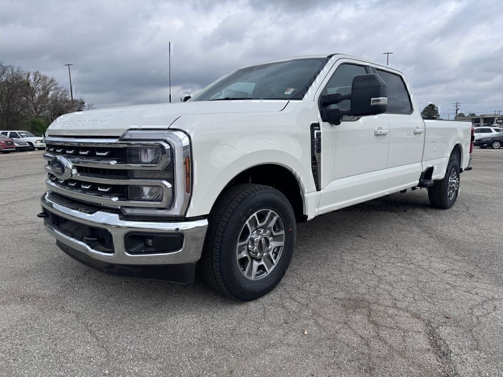 2026 Ford F-350SD Lariat