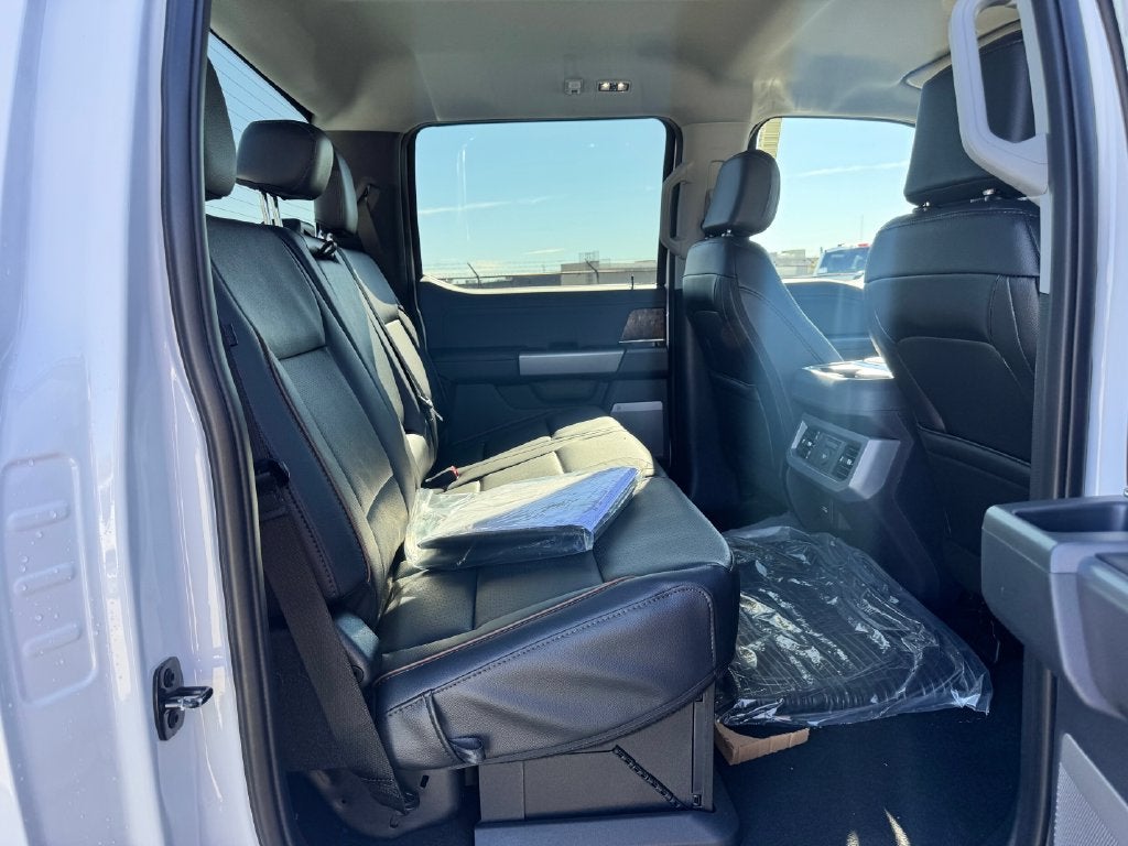 2027 Ford F-350SD Lariat