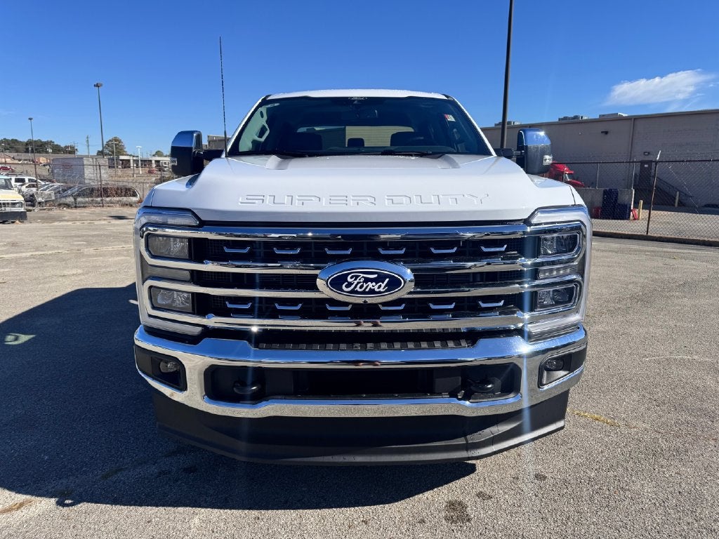 2027 Ford F-350SD Lariat