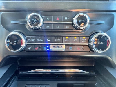 2027 Ford F-350SD Lariat