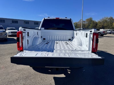2027 Ford F-350SD Lariat