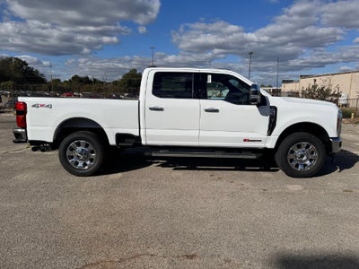 2027 Ford F-350SD Lariat