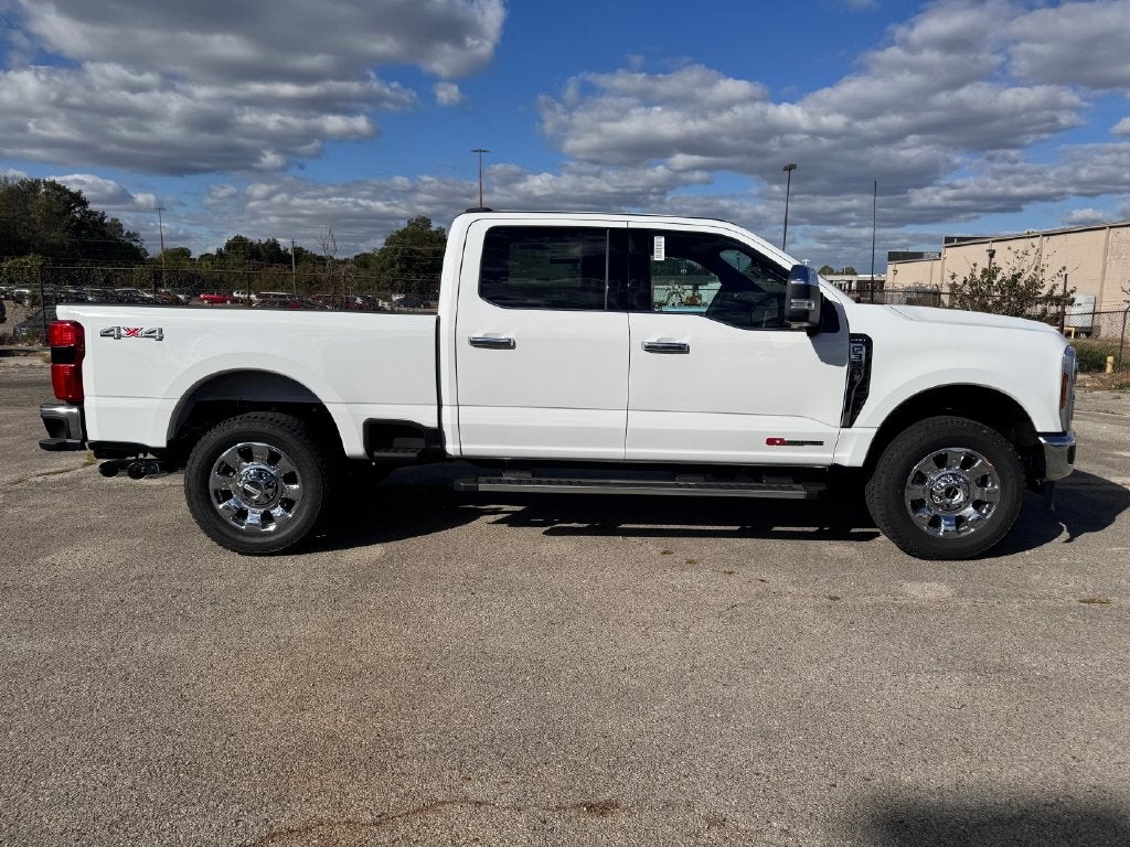 2027 Ford F-350SD Lariat