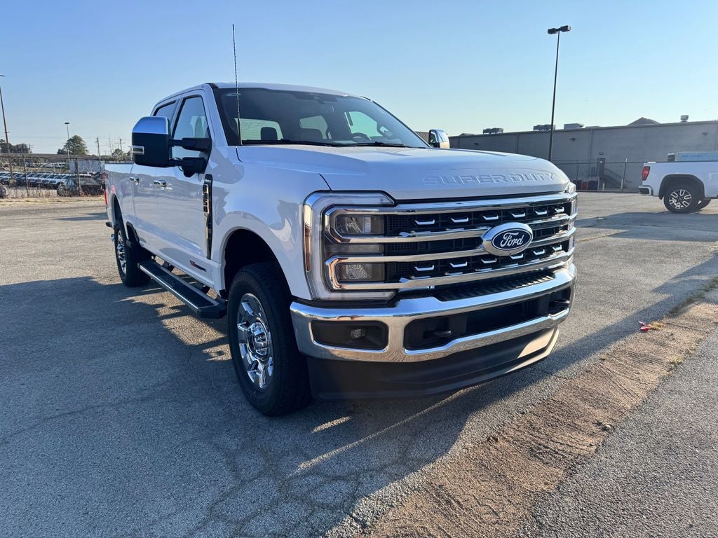 2027 Ford F-350SD Lariat