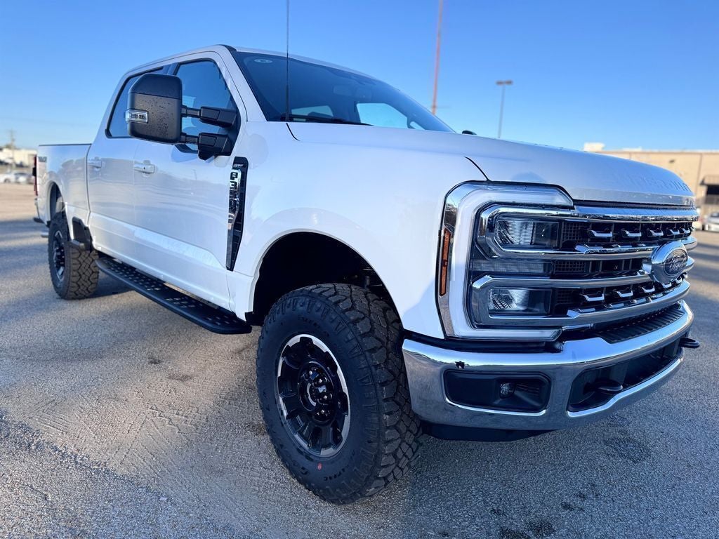 2026 Ford F-350SD Lariat