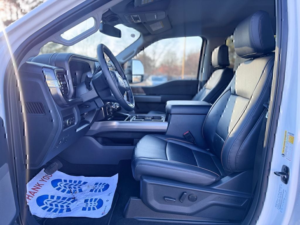 2026 Ford F-350SD Lariat