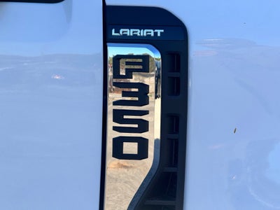 2027 Ford F-350SD Lariat DRW