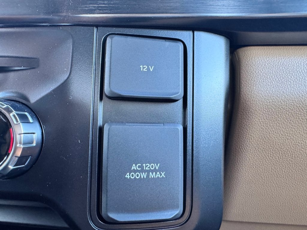 2027 Ford F-350SD Lariat DRW
