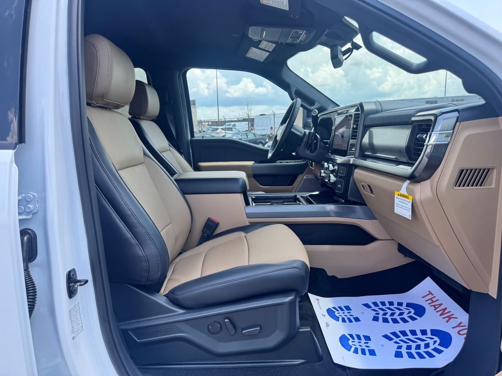 2026 Ford F-350SD Lariat DRW