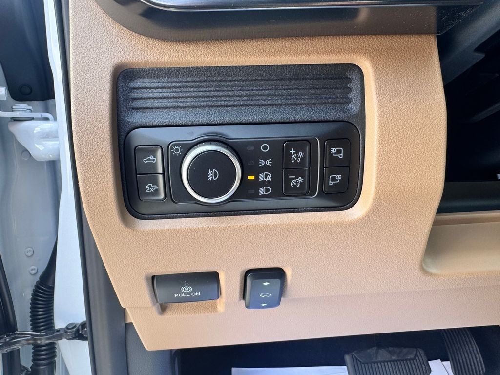 2026 Ford F-350SD Lariat DRW