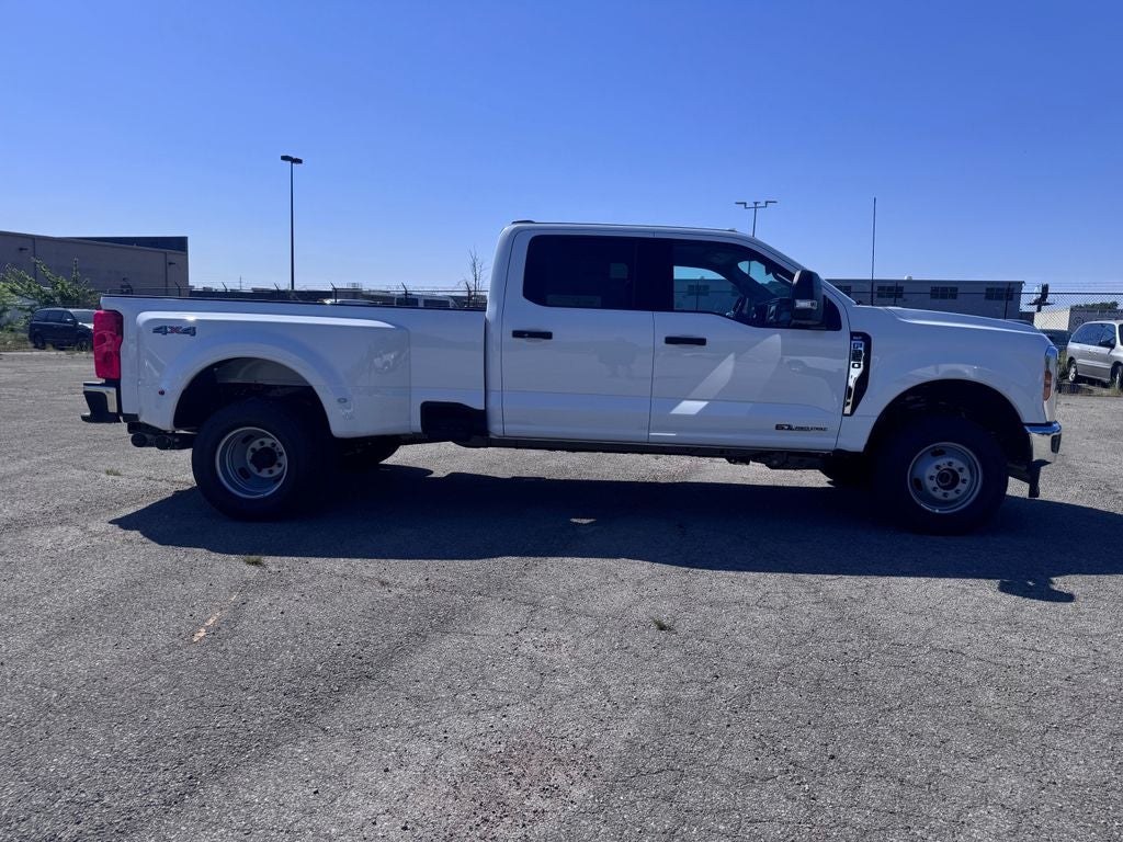 2026 Ford F-350SD XLT DRW