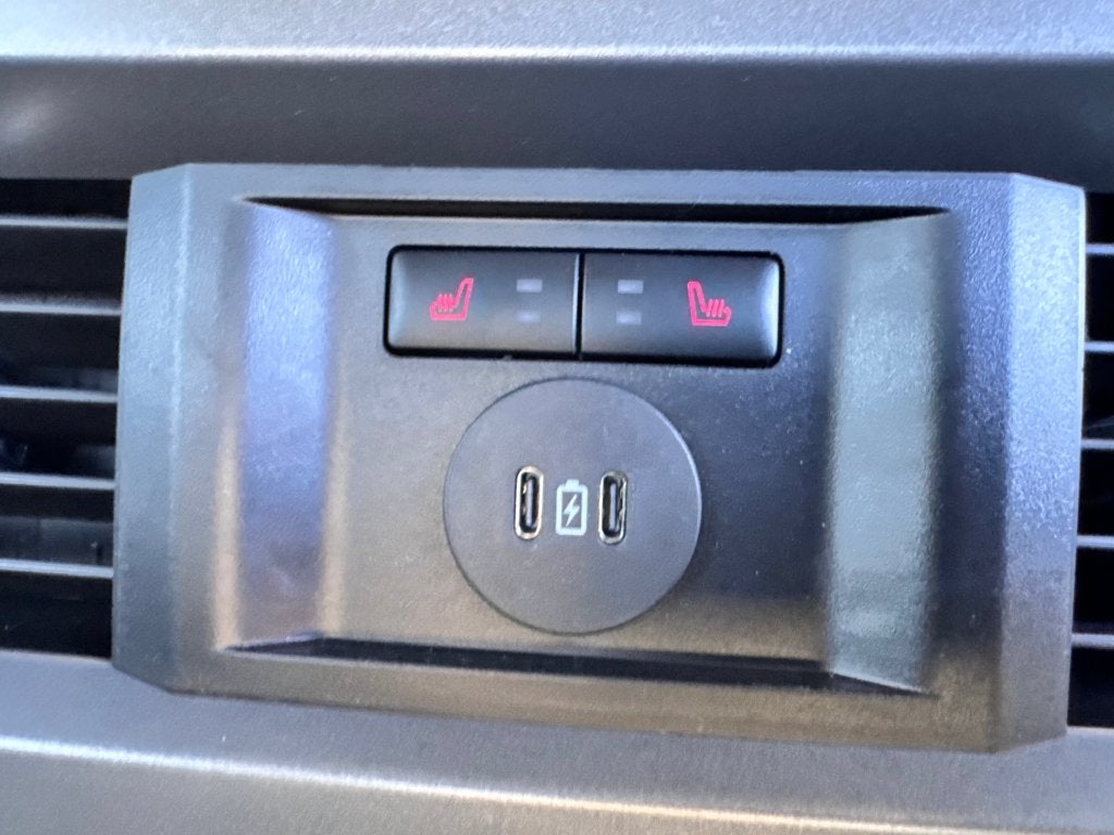2027 Ford F-450SD Lariat DRW
