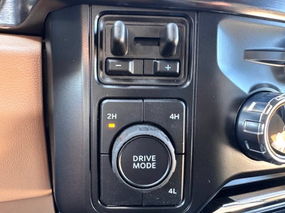 2027 Ford F-450SD Lariat DRW