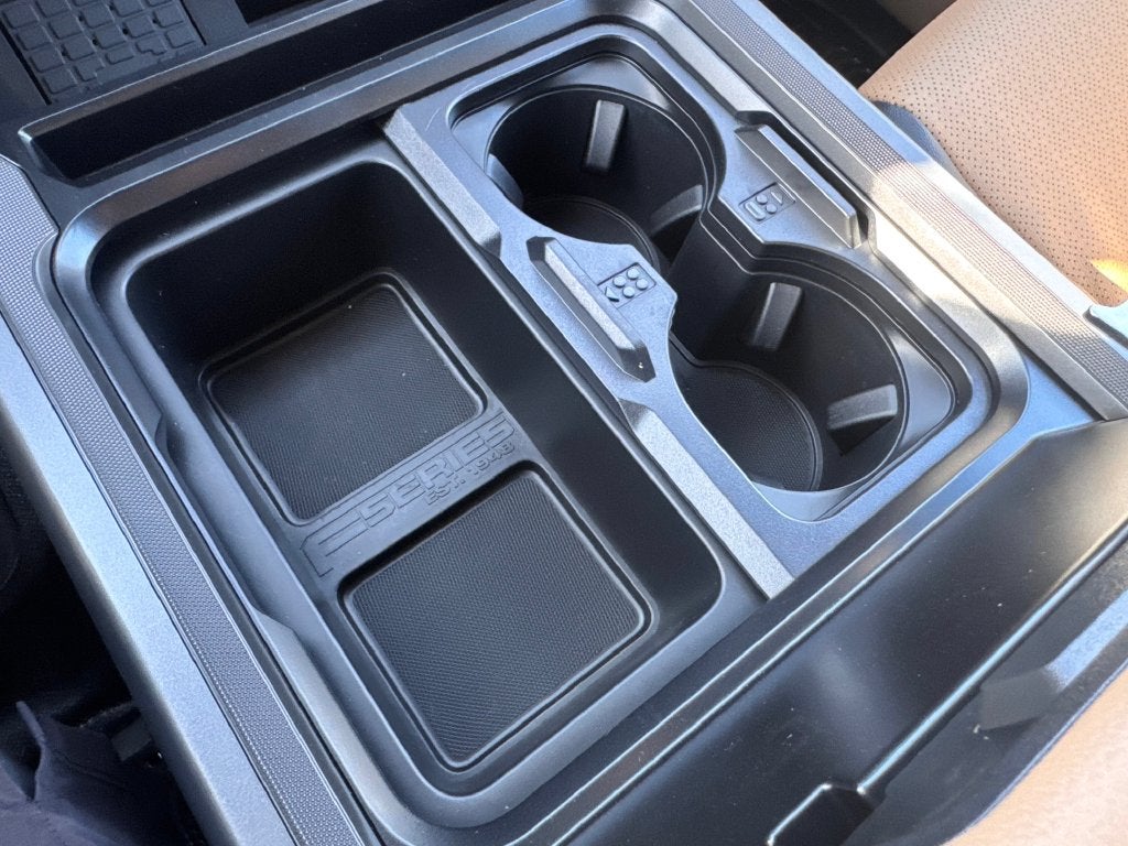 2027 Ford F-450SD Lariat DRW