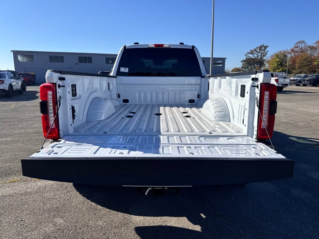 2027 Ford F-450SD Lariat DRW