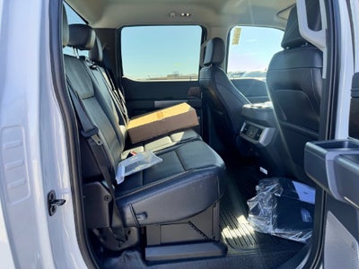 2027 Ford F-450SD Lariat DRW
