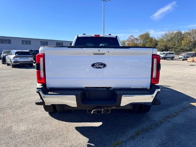 2027 Ford F-450SD Lariat DRW