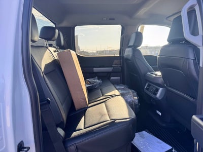 2027 Ford F-450SD Lariat DRW