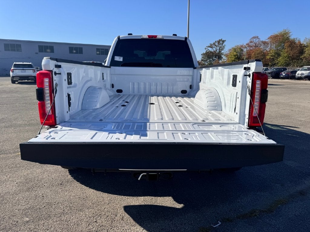 2027 Ford F-450SD Lariat DRW