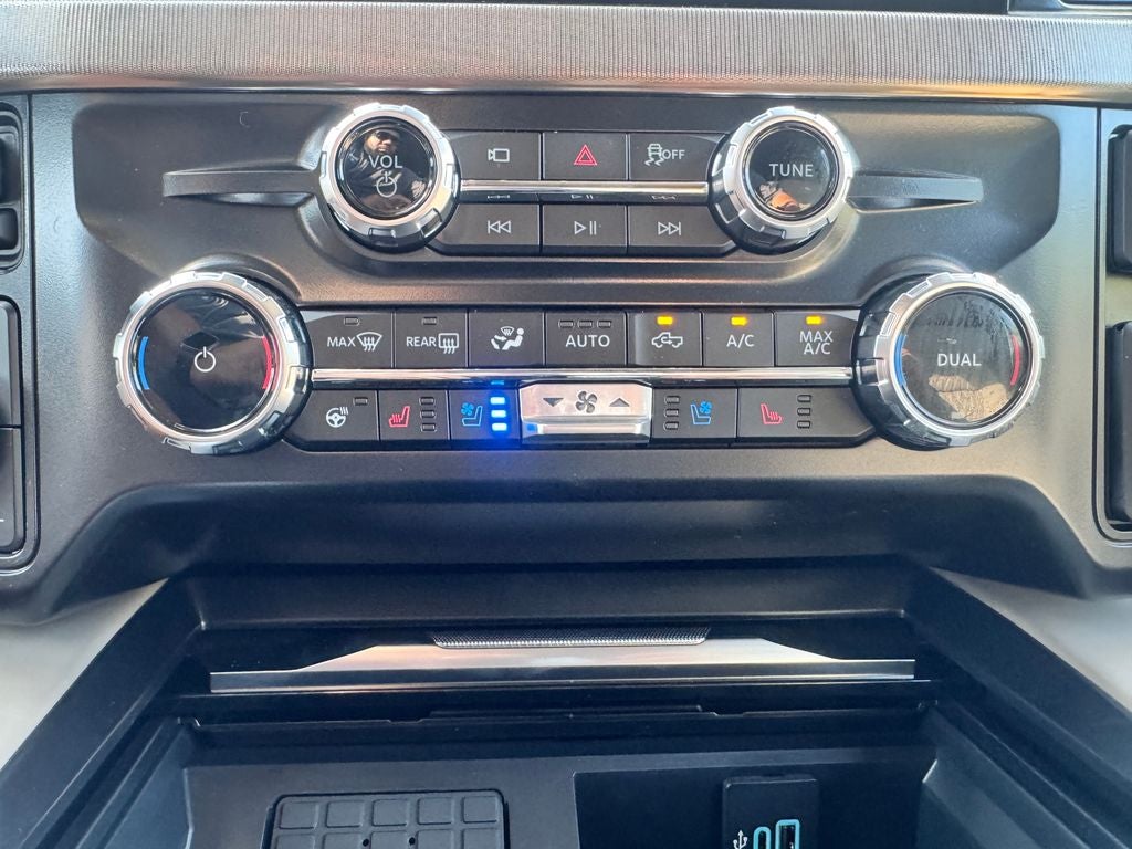 2026 Ford F-450SD Platinum DRW
