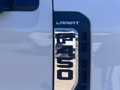 2027 Ford F-450SD Lariat DRW