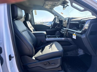 2027 Ford F-450SD Lariat DRW