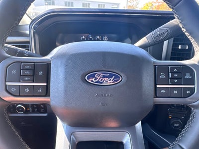 2027 Ford F-450SD Lariat DRW