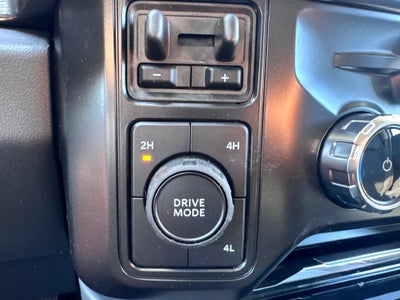 2027 Ford F-450SD Lariat DRW