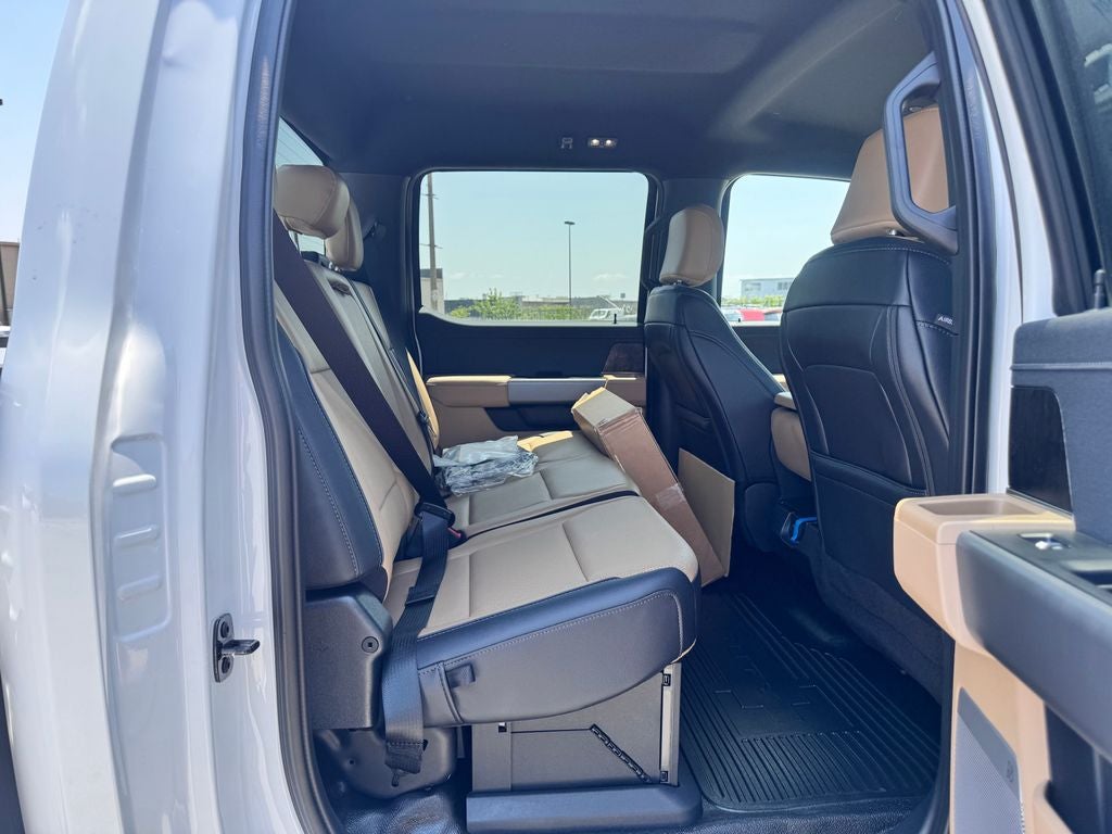 2026 Ford F-450SD Lariat DRW
