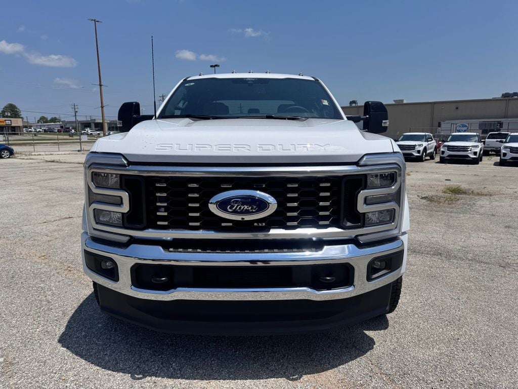 2026 Ford F-450SD Lariat DRW