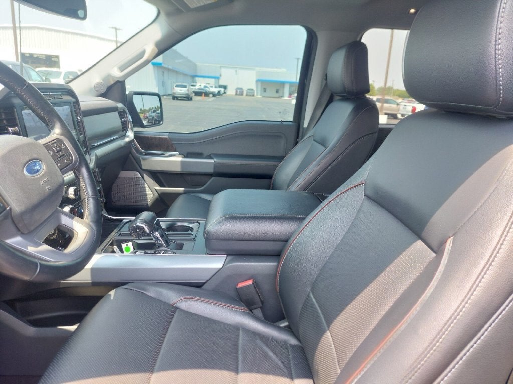2022 Ford F-150 Base