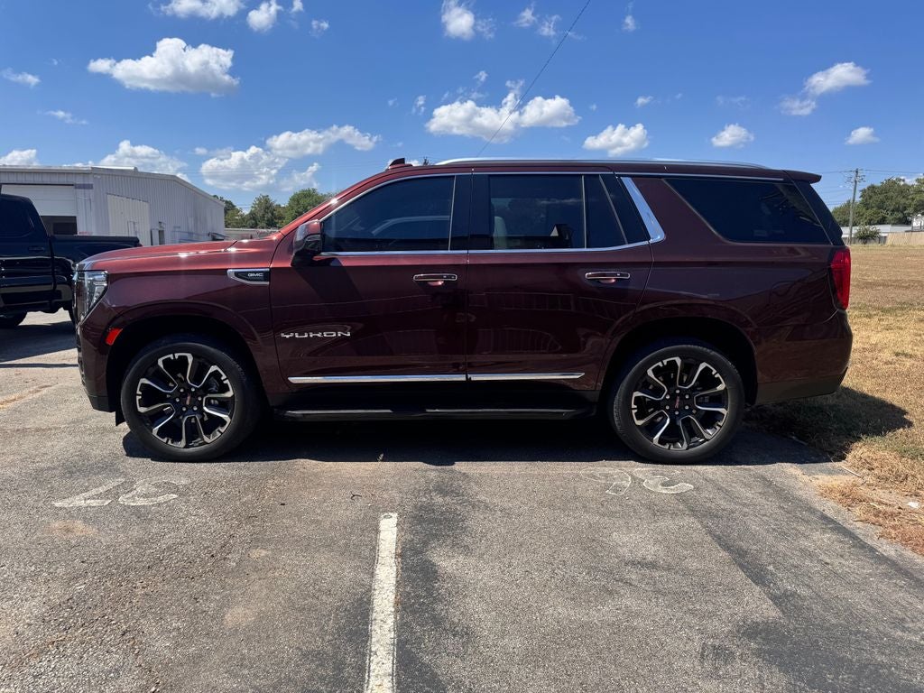 2023 GMC Yukon SLT