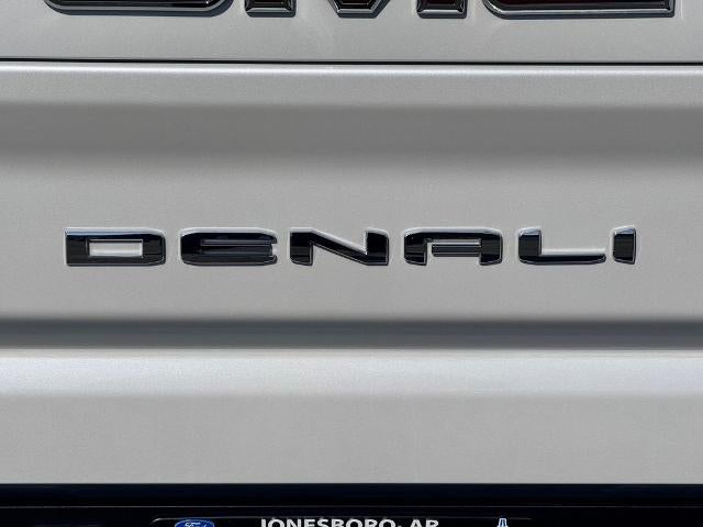 2023 GMC Sierra 2500HD Denali