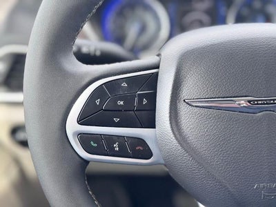 2024 Chrysler Voyager LX
