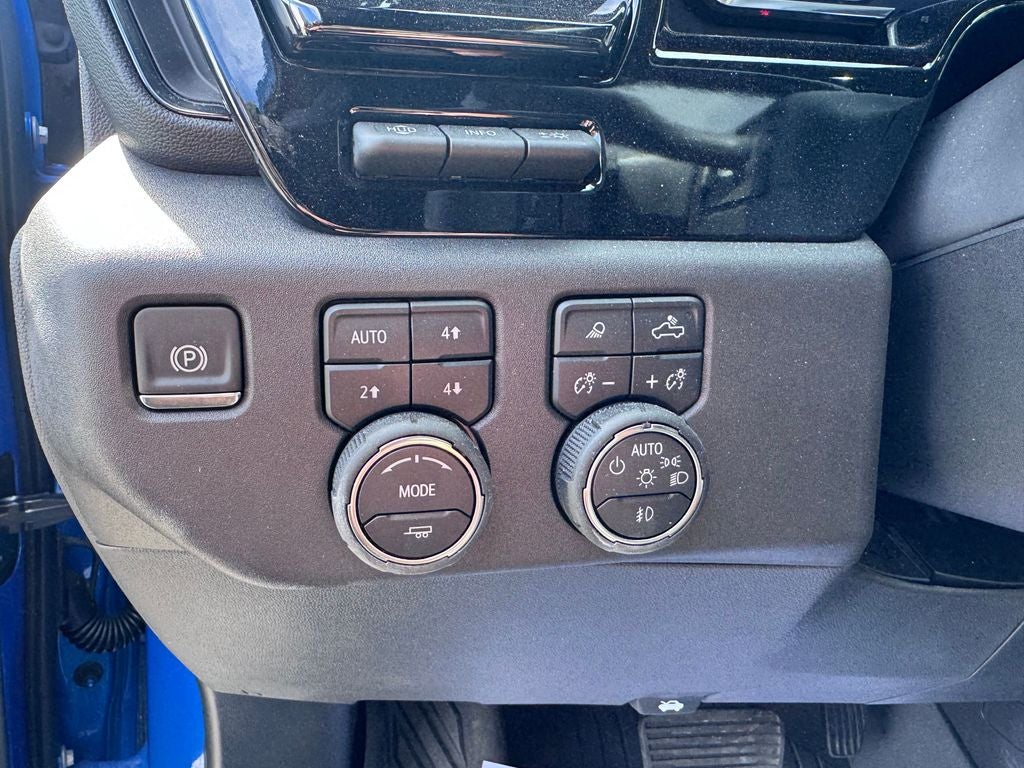 2025 Chevrolet Silverado 1500 ZR2