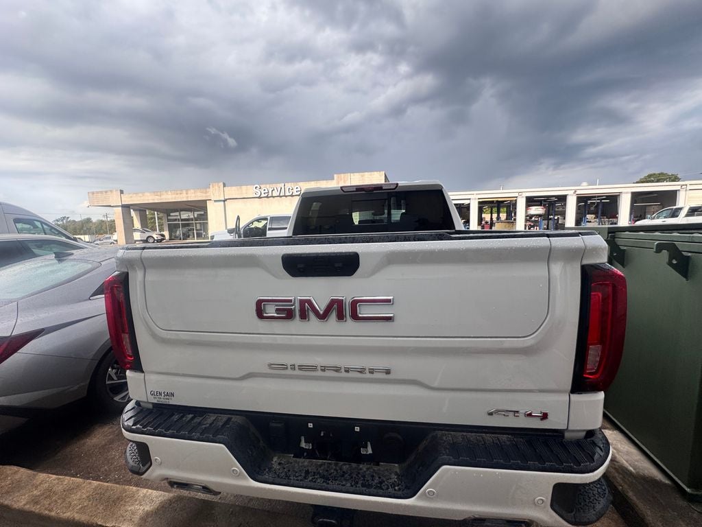 2025 GMC Sierra 1500 AT4