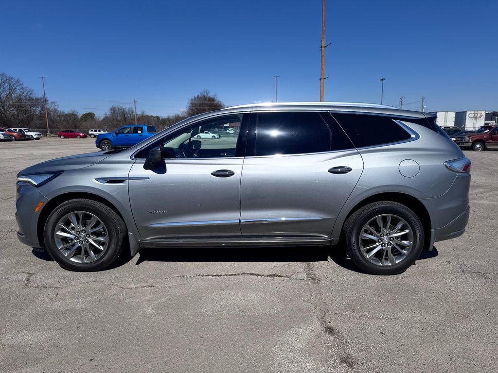 2023 Buick Enclave Avenir