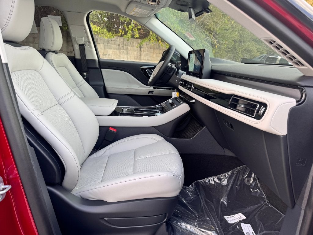 2027 Lincoln Aviator Premiere